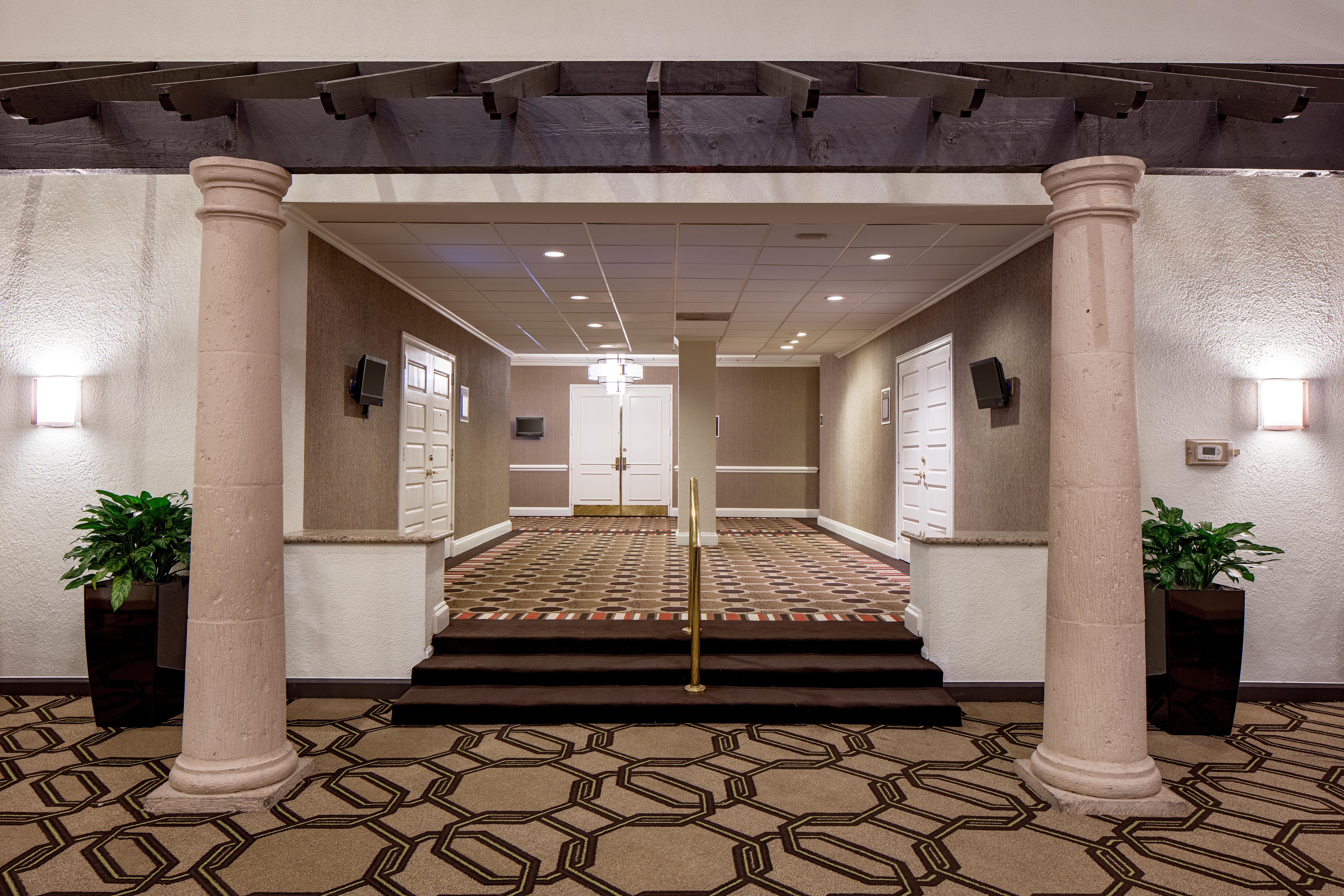 Hilton Houston Galleria Area Exterior photo