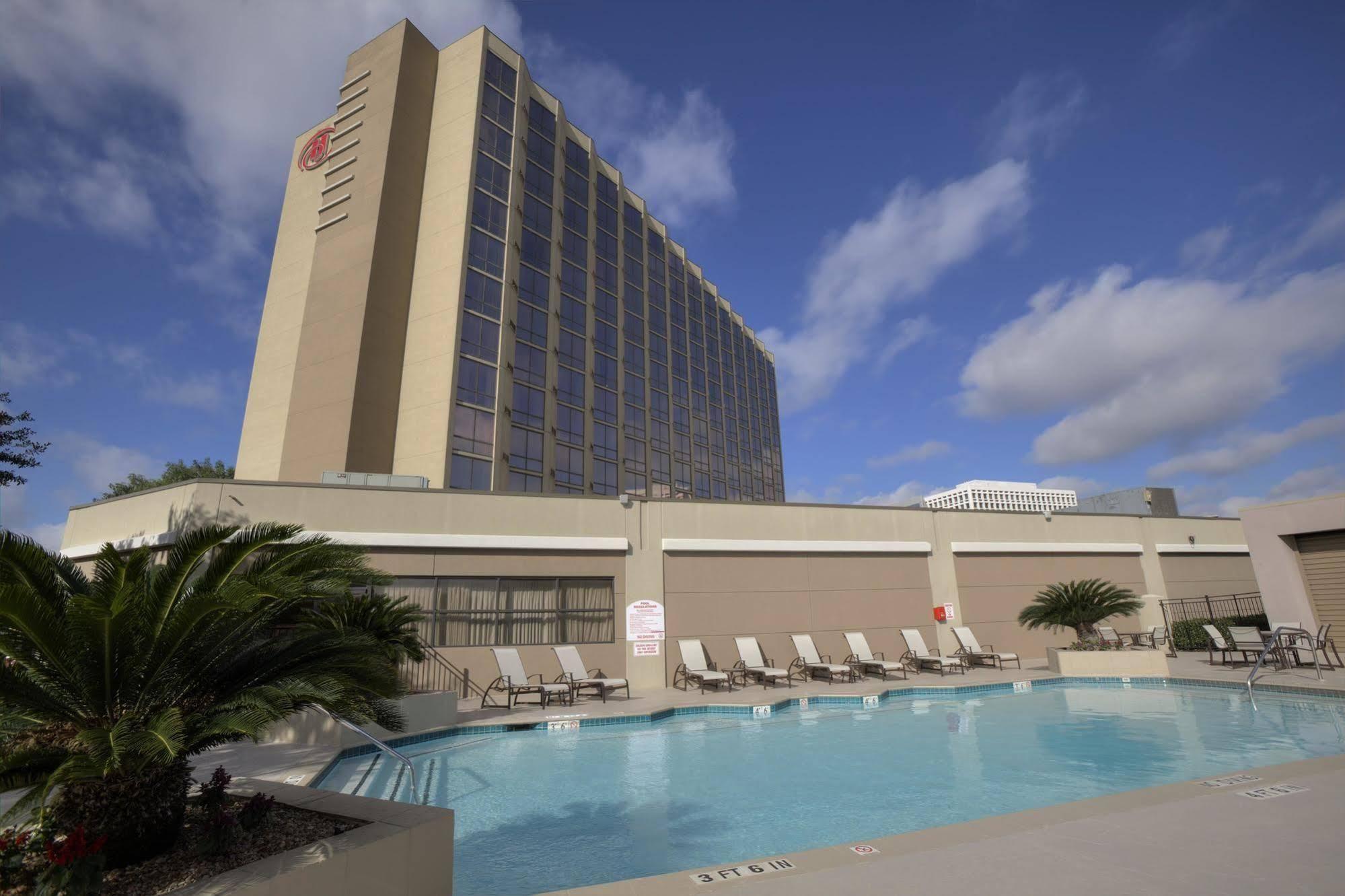 Hilton Houston Galleria Area Exterior photo